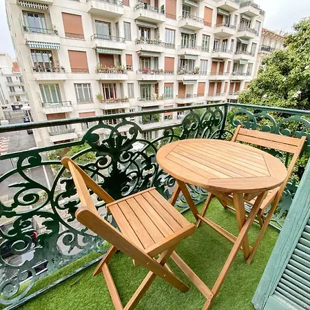 Les Orangers 公寓式酒店 尼斯